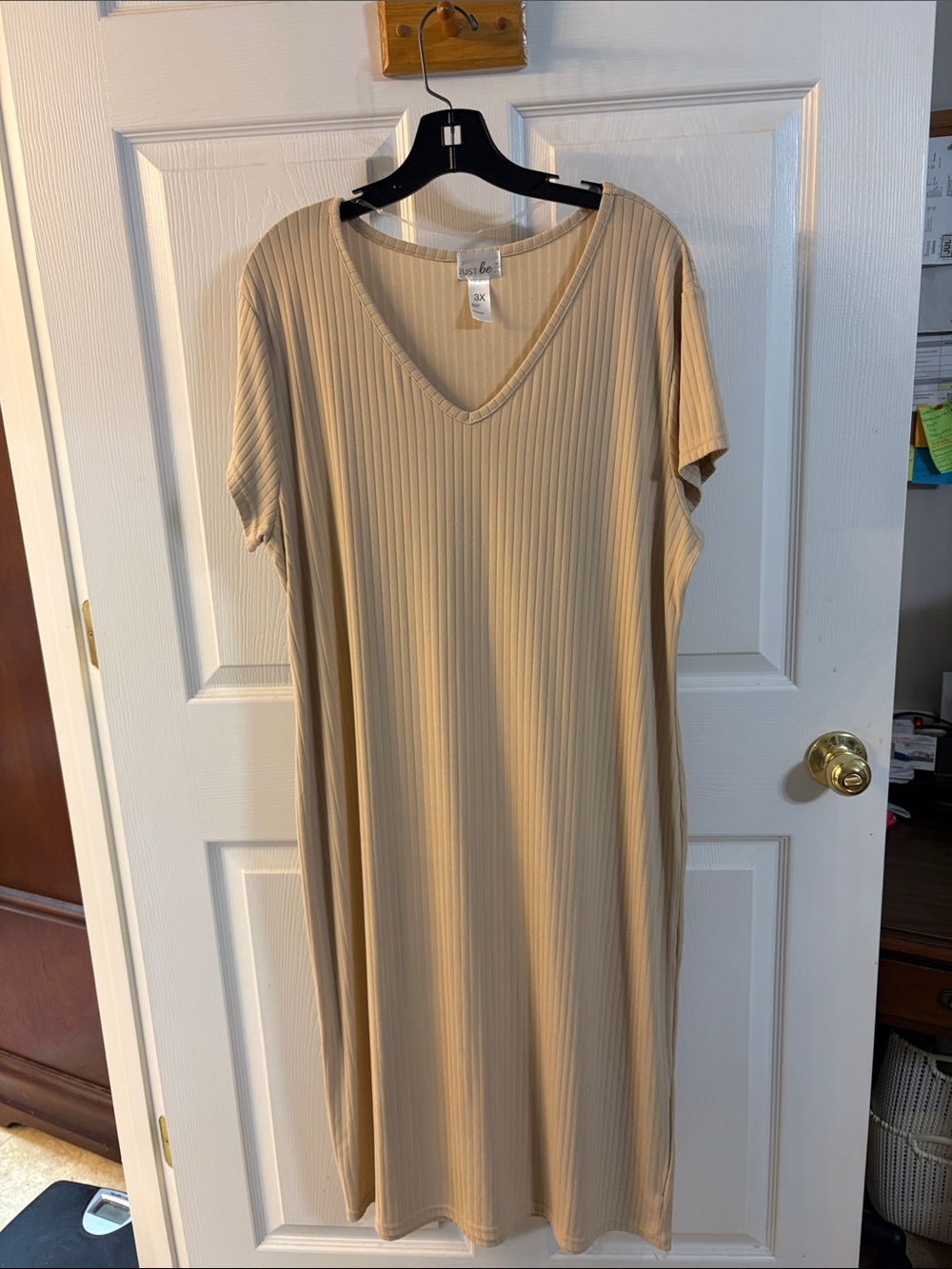 just be Neutral Tan Ribbed V-Neck Midi Dress
